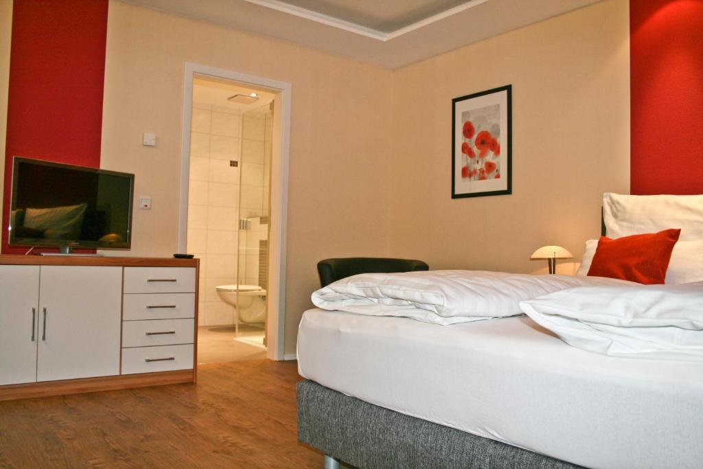 Haus Elisabeth Hotel Бад Залцунген Стая снимка