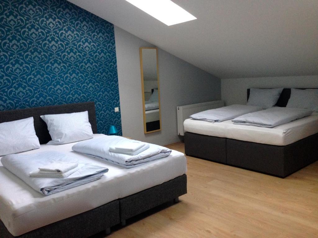Haus Elisabeth Hotel Бад Залцунген Стая снимка